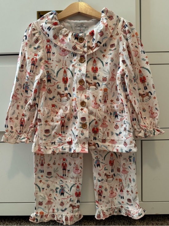 SweetHoney Other - Sweet Honey Pajama set with nutcracker ballet inspired print - Size 4T